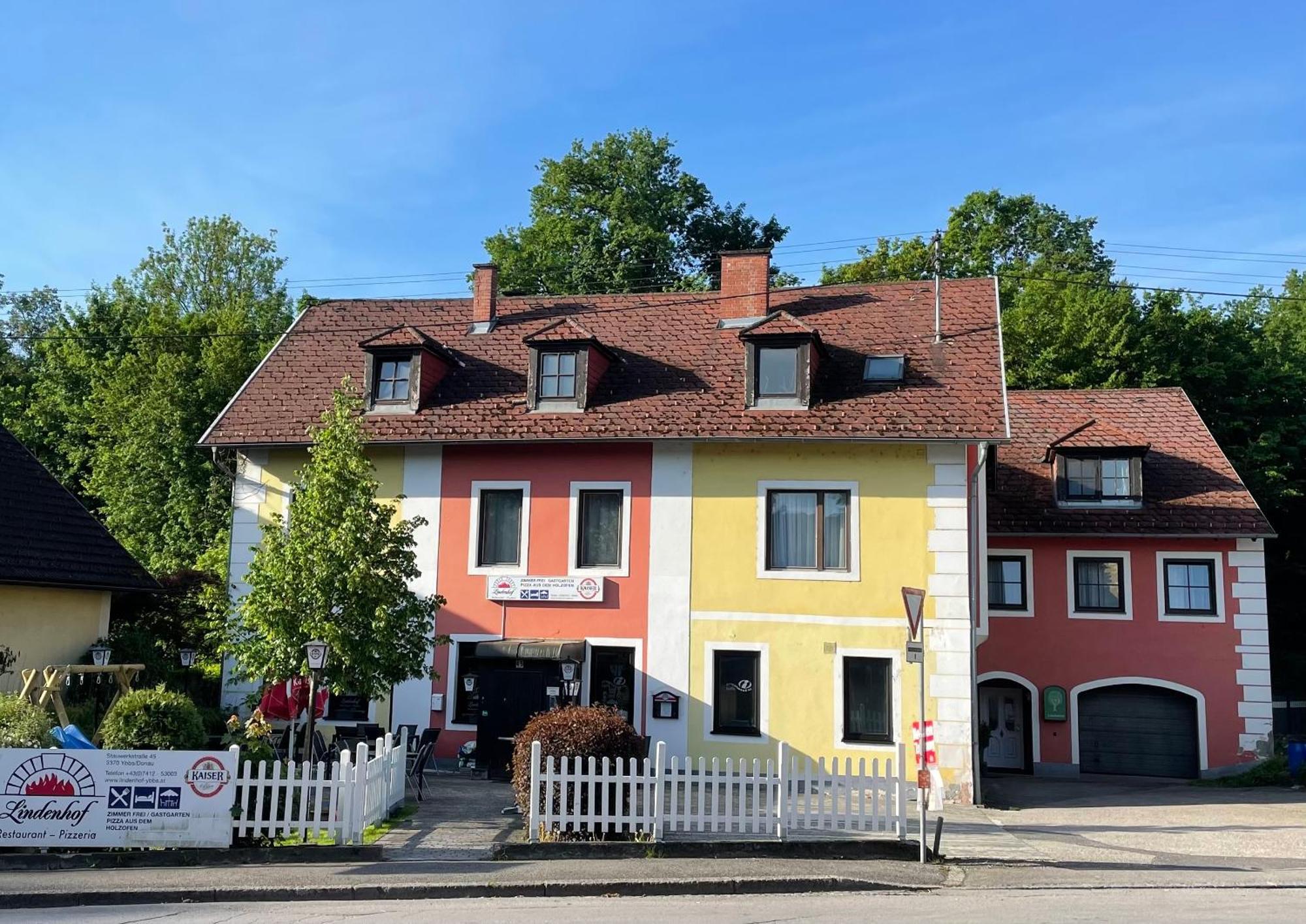 Lindenhof Ybbs Bed & Breakfast Ybbs an der Donau Exterior photo
